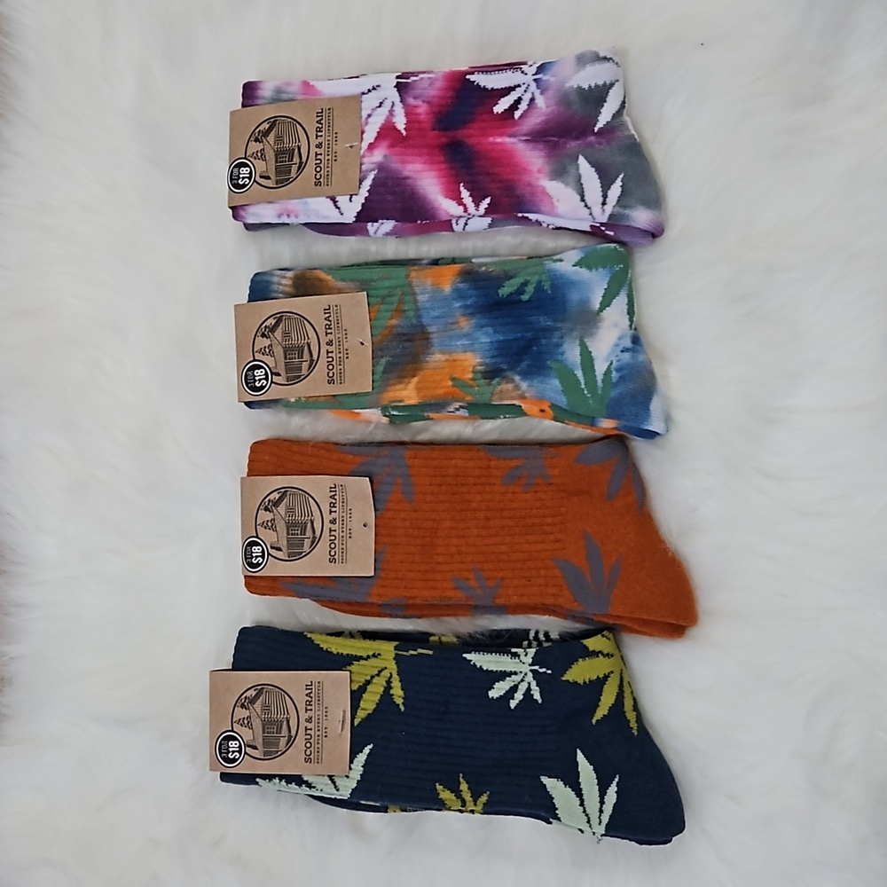 2/$40 NEW WITH TAGS- SCOUT & TRAIL 420 FRIENDLY WEED SOCKS 4 PAIRS.